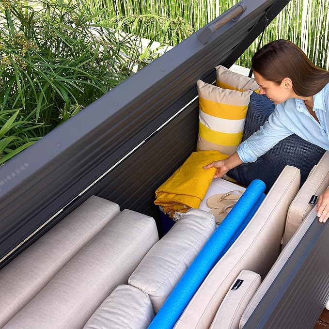 StoreRoll 281 Outdoor Deck Box