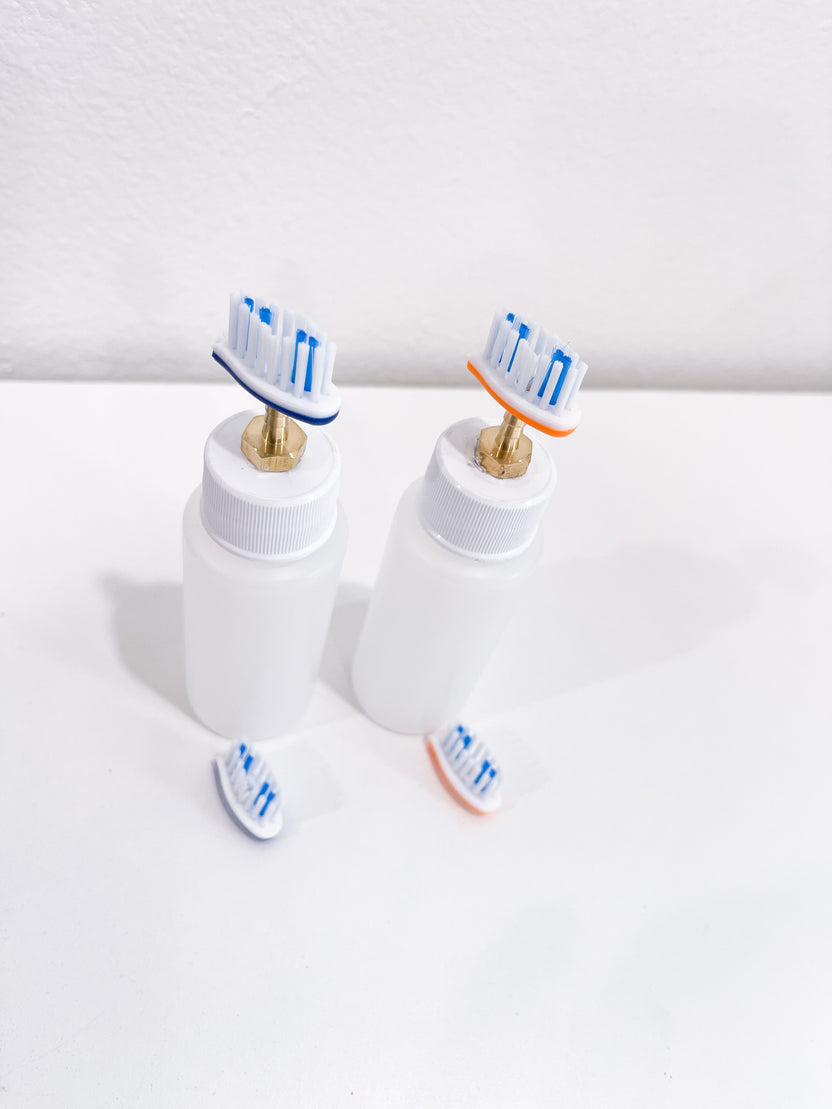 GroutGlow Restoration Kit [2 Applicators + 9 Color Sealers]